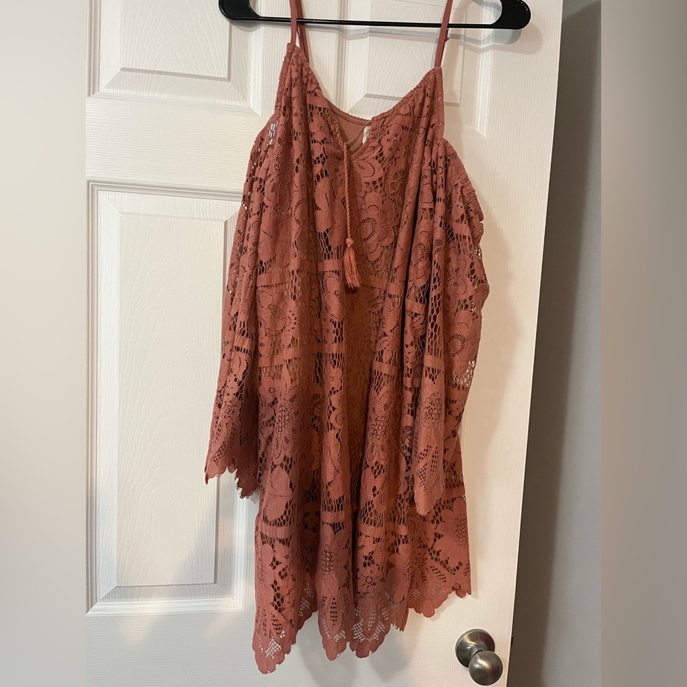 lace dress